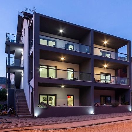 Apartmani U Kastelima Kaštela Eksteriør bilde