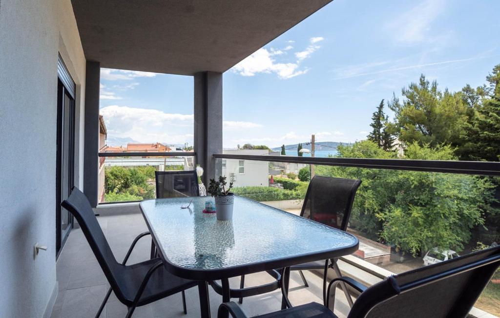 Apartmani U Kastelima Kaštela Eksteriør bilde